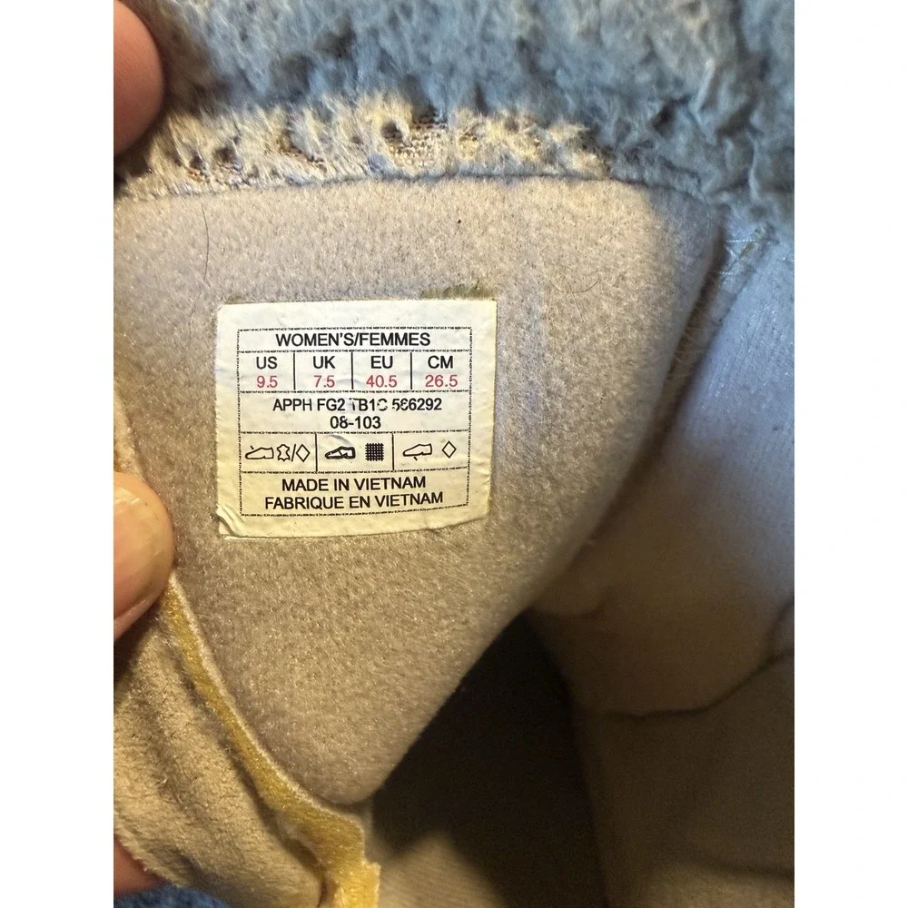 THE NORTH FACE US 9.5 Waterproof Primaloft Insulated Snow Boots